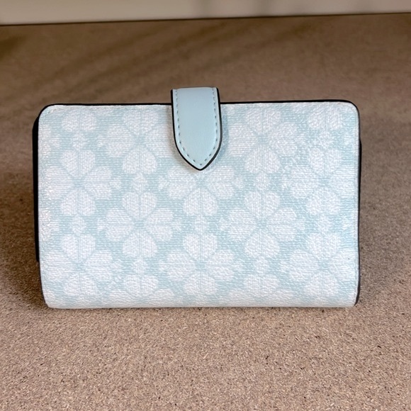 NWT Kate Spade Spade Flower PVC Wallet (Blue Glow) - Picture 2 of 9